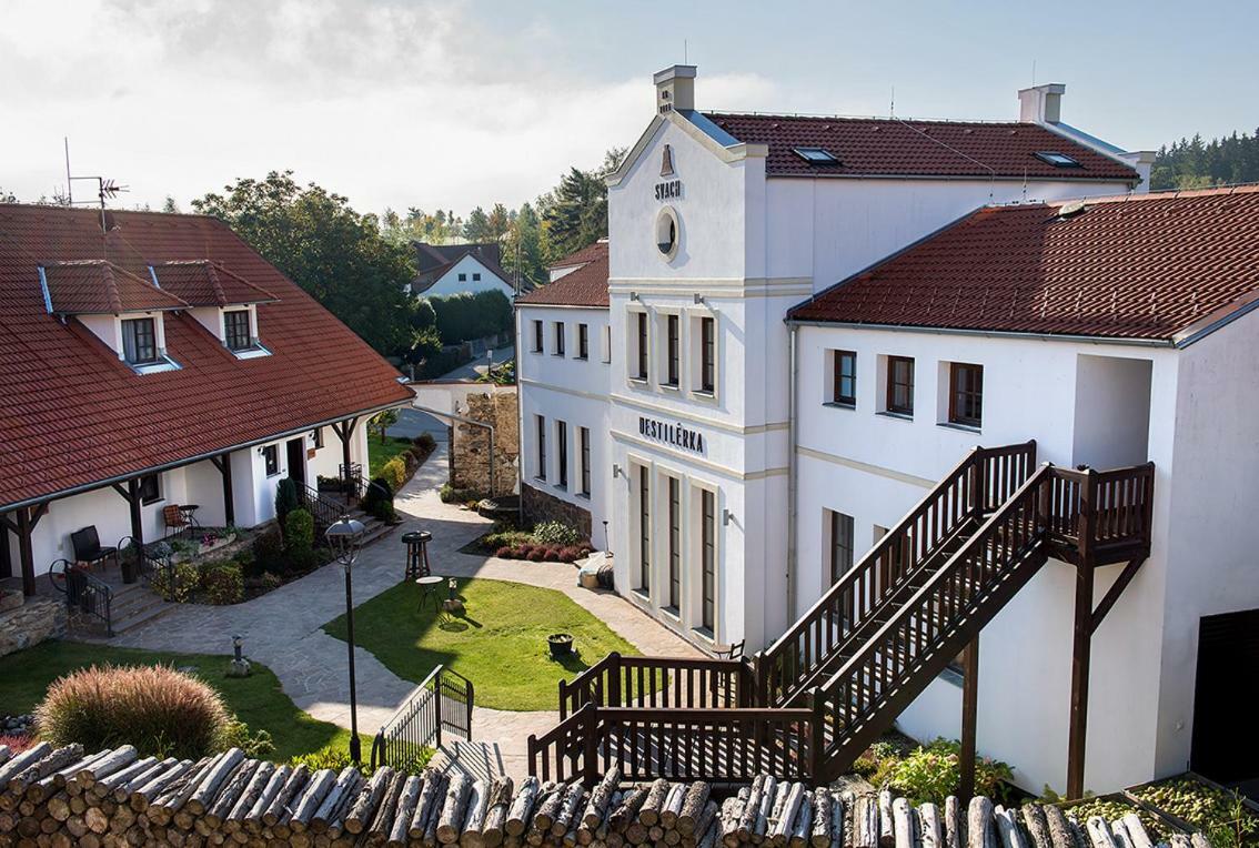 Wellness Hotel Svachovka Mirkovice ภายนอก รูปภาพ